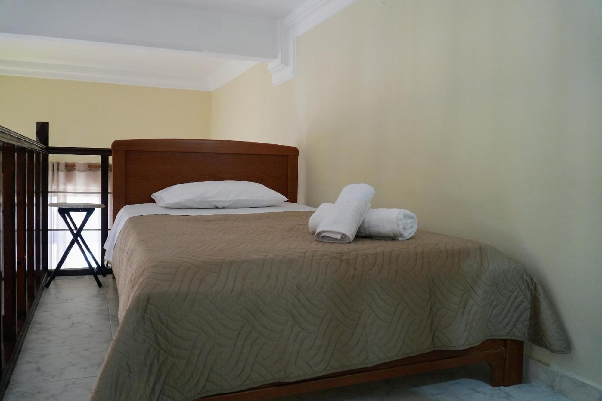 Stone Living Symi Central Apartments מראה חיצוני תמונה